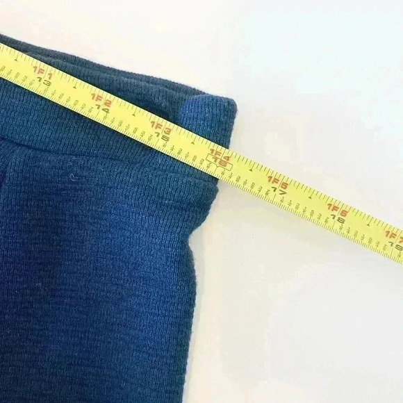 GAP Skater Skirt in Navy (SZ 10) - Picture 5 of 8